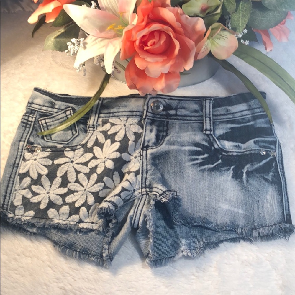 Deja bleu denim shorts size 0